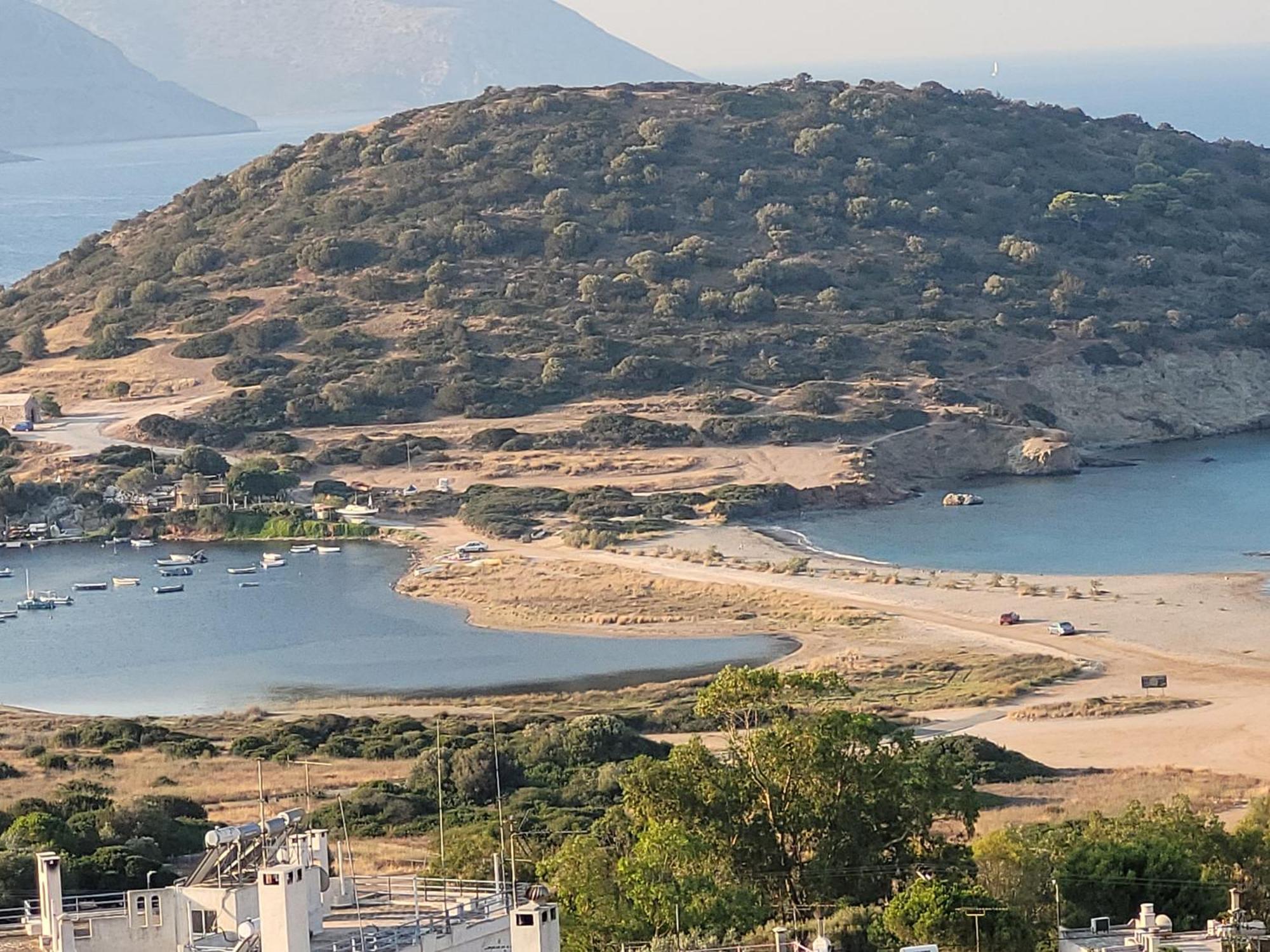 Villa Waves - Agios Nikolaos Anavyssos Eksteriør billede